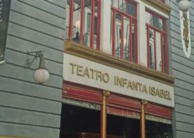 Recuperación de ornamento en fachada